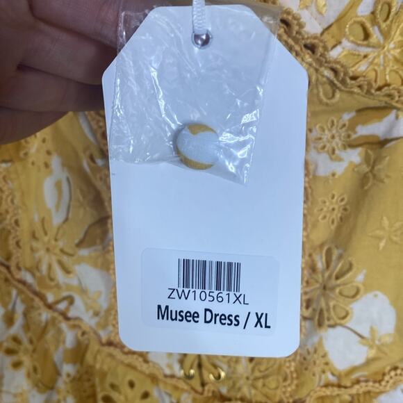 NWT ZaCo Musee Dress Cutout Floral Embroidered Mini Women's XL - Picture 7 of 9